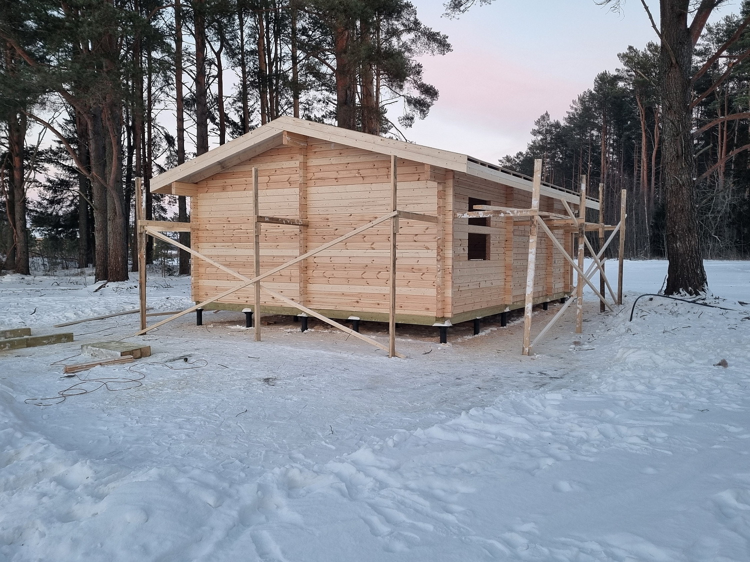Дом брусковой. База отдыха Республика Карелия